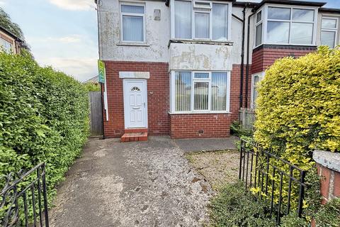 Cloverfield Avenue, Fawdon, Newcastle... 3 bed semi