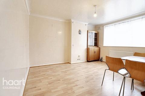 Abbots Road, Edgware, HA8 1 bed maisonette for sale