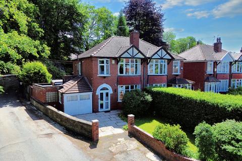 Hilton Lane, Prestwich, M25 3 bed semi