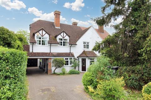 Norton Road, Letchworth Garden City, SG6 4 bed semi