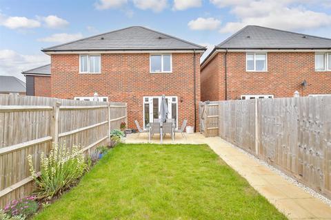 Bittern Way, Chichester PO20 2 bed semi