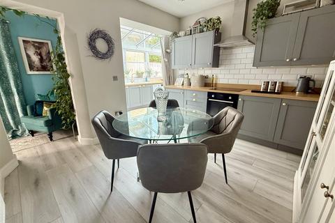 Heol Capel Ifan, Pontyberem, Llanelli 2 bed semi