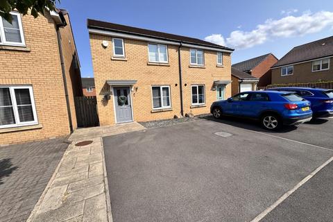 Handley Close, Seaton Carew, Hartlepool 3 bed semi