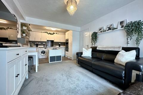 Outwood Common Road, Billericay CM11 2 bed retirement property for sale