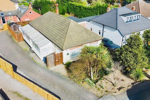 Wanlip Road, Syston, LE7 3 bed detached bungalow for sale