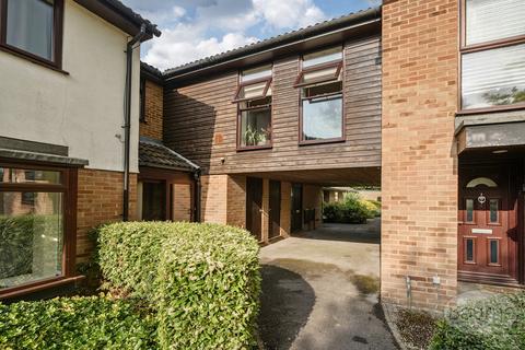 Avondale, Aldershot GU12 1 bed apartment for sale