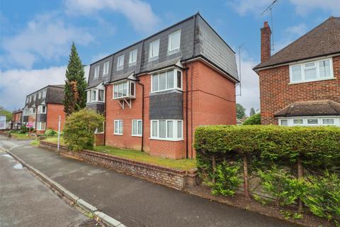 Albert Street, Fleet GU51 1 bed apartment for sale
