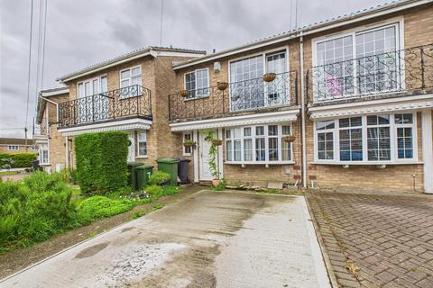 The Crescent, Dereham 3 bed terraced house for sale