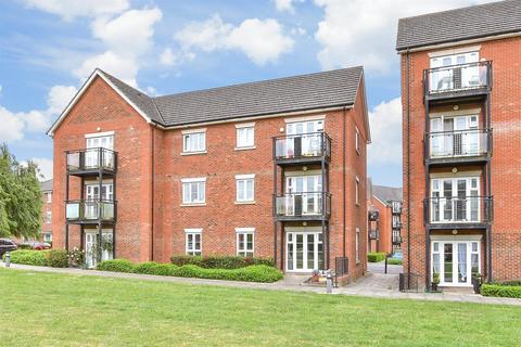 Silver Streak Way, Strood, Rochester... 2 bed ground floor flat for sale