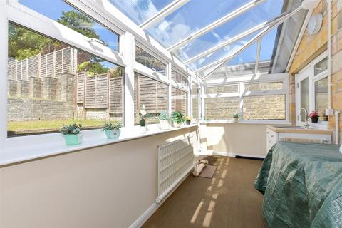 Chatsworth Avenue, Shanklin PO37 3 bed detached bungalow for sale