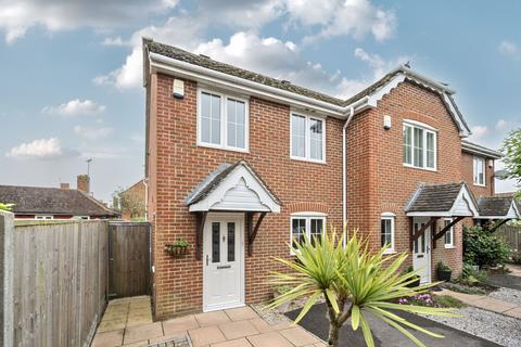 Nursery Gardens, Chichester, PO19 2 bed end of terrace house for sale