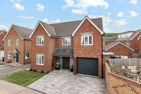 Thistle Drive, Whitstable 4 bed detached house for sale