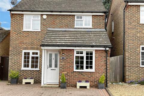 Wheatfield, West Malling ME19 3 bed detached house for sale