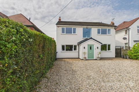 Hyde Bank, Coppenhall 5 bed detached house for sale