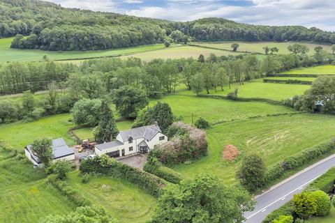 4 bedroom cottage for sale