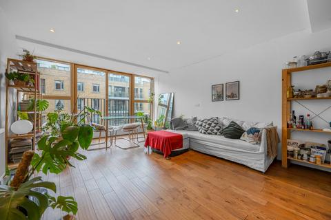 Andersens Wharf, 20 Copenhagen Place... 3 bed maisonette for sale