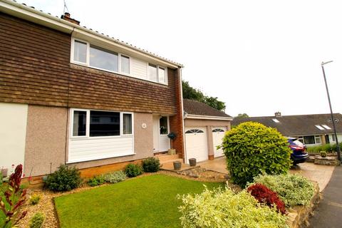 4 bedroom semi-detached house for sale