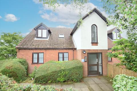 Gandon Vale, Buckinghamshire HP13 1 bed apartment for sale
