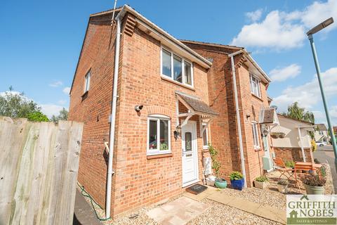 Berkeley GL13 2 bed end of terrace house for sale