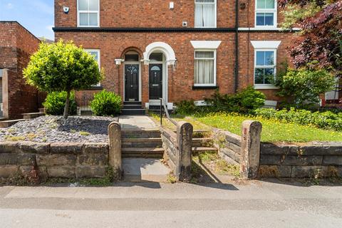 Grosvenor Road, Altrincham 3 bed end of terrace house for sale
