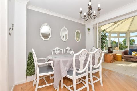 Uphill, Folkestone CT18 4 bed detached house for sale