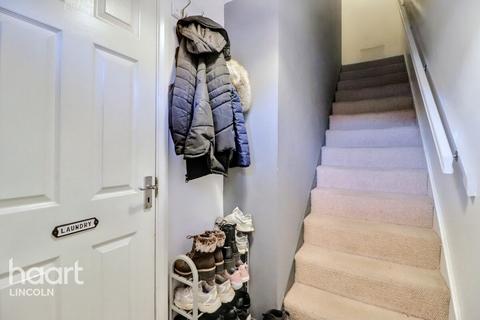 Greenfinch Crescent, Witham St Hugh 2 bed flat for sale
