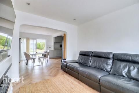 Brant Road, Lincoln 3 bed semi
