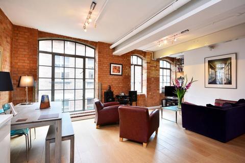 Richmond Mews, Soho, London, W1D 1 bed flat for sale