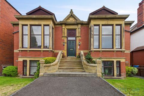 24 St. Thomas Road,  Lytham St.... 2 bed apartment for sale