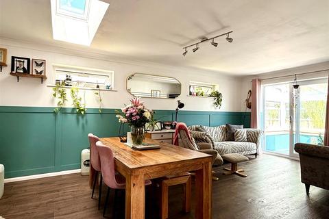 Gosselin Street, Whitstable CT5 3 bed detached bungalow for sale