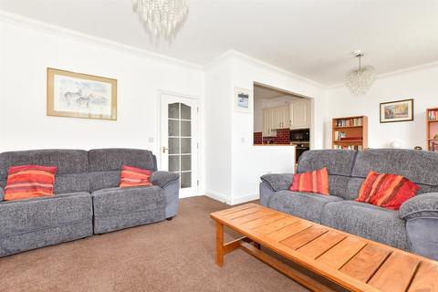 Mountbatten House, Deal CT14 2 bed ground floor flat for sale