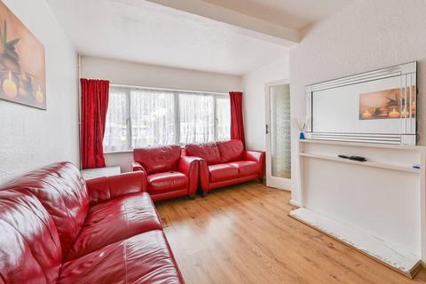 Priestley Road, Mitcham, CR4 3 bed terraced house for sale