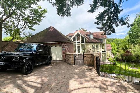 Clive Avenue, Church Stretton... 4 bed detached house for sale