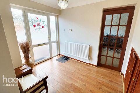Farnworth Close, Leicester 5 bed semi