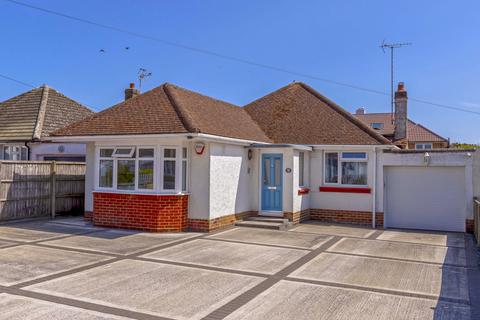 Keymer Crescent, Worthing, BN12 2 bed detached bungalow for sale