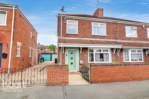 St Ursulas Road, Belle Vue, Doncaster 3 bed semi