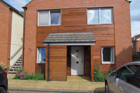 16a West Pasture, Pickering 2 bed flat for sale