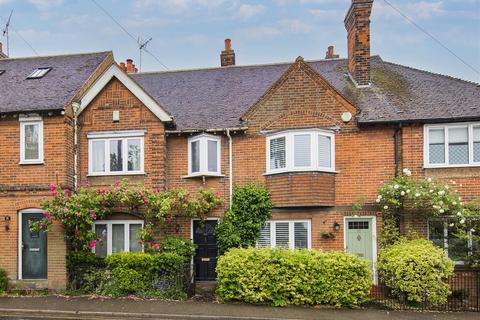 High Street, Sevenoaks TN14 3 bed terraced house for sale