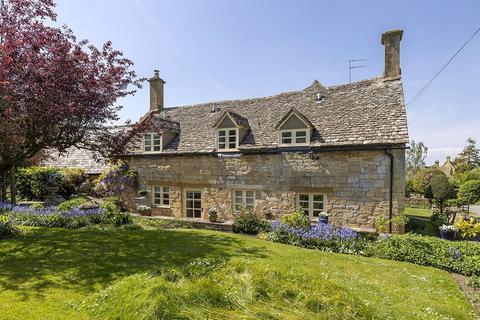 Laverton, Broadway, Gloucestershire... 4 bed semi