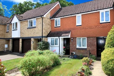 Friary Court, Woking, Surrey, GU21 1 bed terraced house for sale