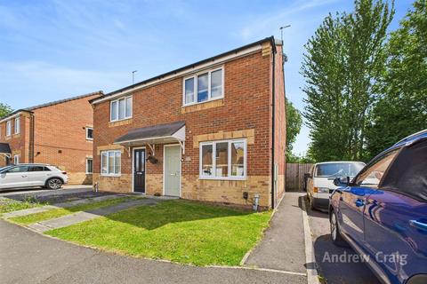 2 bedroom semi-detached house for sale