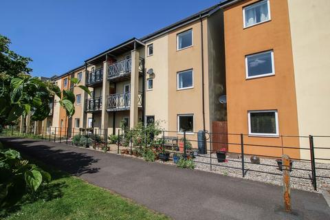 Robin Place, Portishead, Bristol BS20 4 bed semi