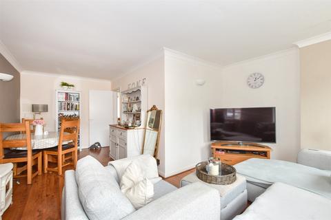 Vernon Road, Uckfield, East Sussex 3 bed terraced house for sale