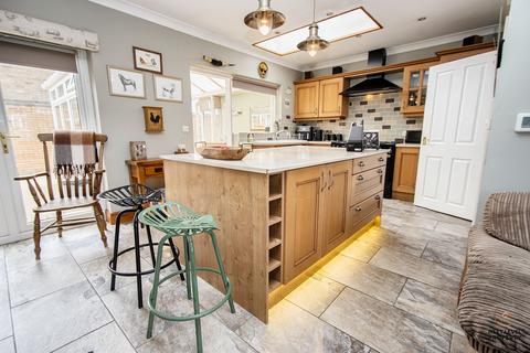Doddington Road, Wimblington, PE15 3 bed detached bungalow for sale
