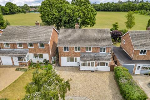Flemyng Road, Bury St. Edmunds 5 bed detached house for sale