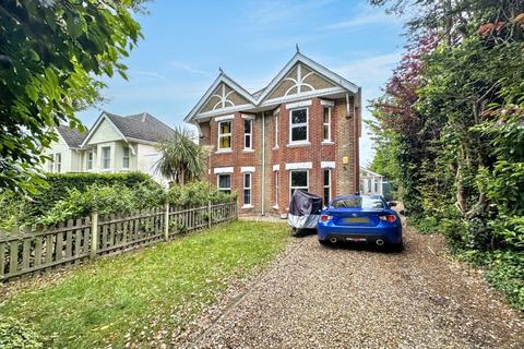 Nelson Road, Westbourne, Dorset, BH4 2 bed apartment for sale