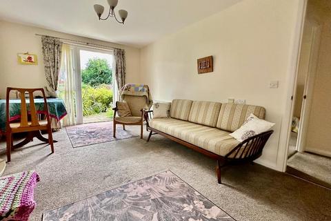 Altrincham WA14 1 bed apartment for sale