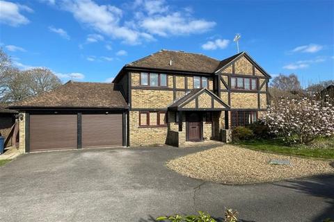 Church Crookham, Fleet GU52 4 bed detached house for sale