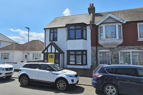 Fleetwood Avenue, Herne Bay, CT6 8QW 3 bed terraced house for sale