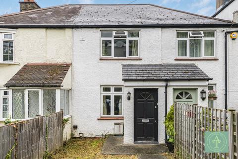 The Wells, London, N14 2 bed terraced house for sale